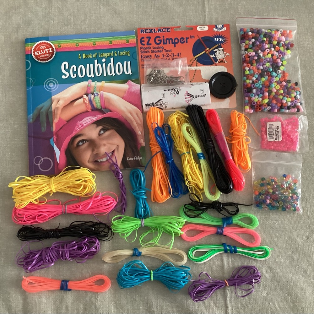 Colorful Scoubidou Craft Kit